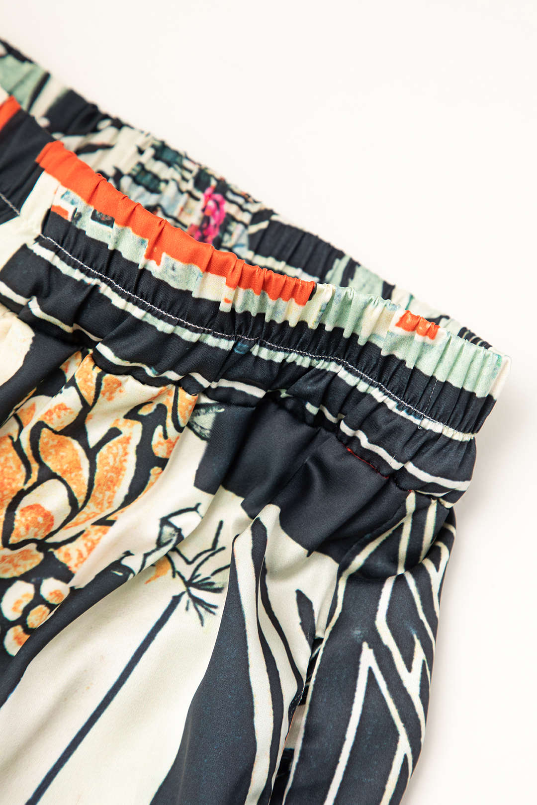 Arce Pantalones Rectos de Cintura Alta con Estampado Floral