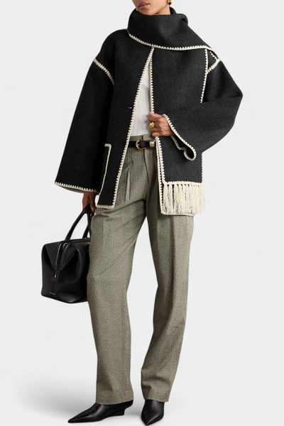 Pauline | Abrigo de Corte Suelto con Bufanda de Flecos Incorporada